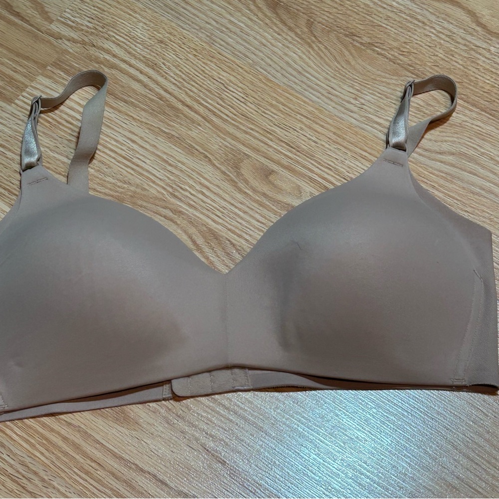 Warners‎ nude wireless wirefree bra 36D